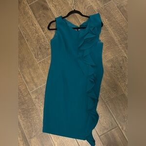 Rickey freeman Teri Jon - Ruffle Dress - size 6